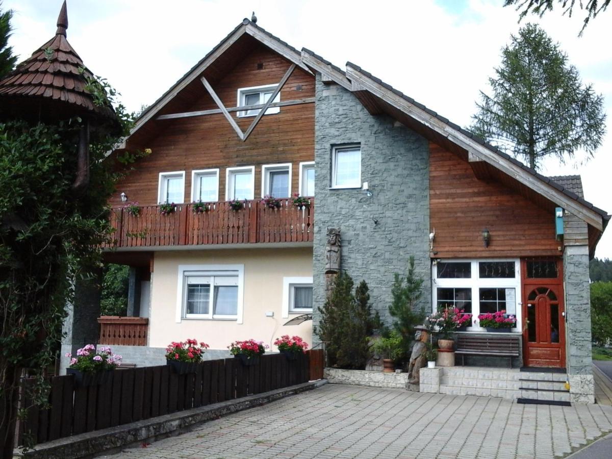 Penzion Adam - Makov Extérieur photo
